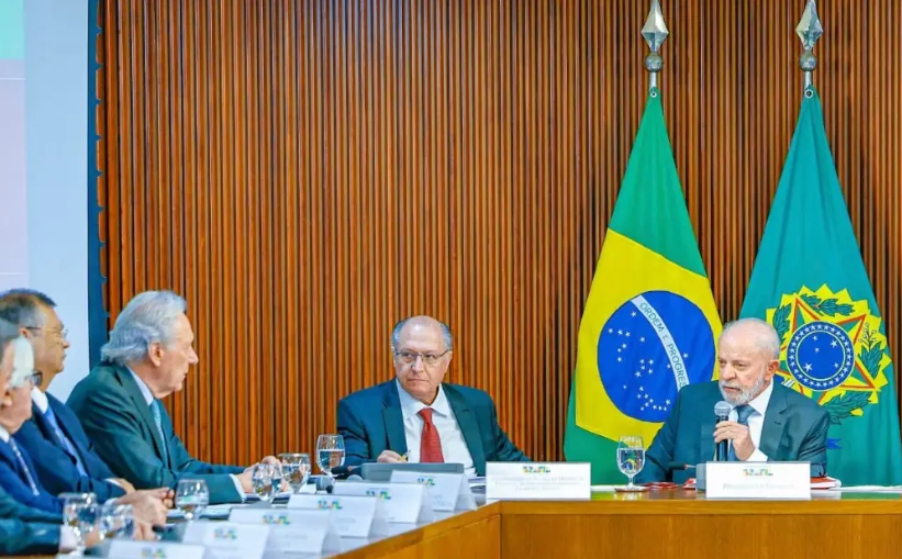 Fórum de Segurança Pública apoia decreto sobre força policial