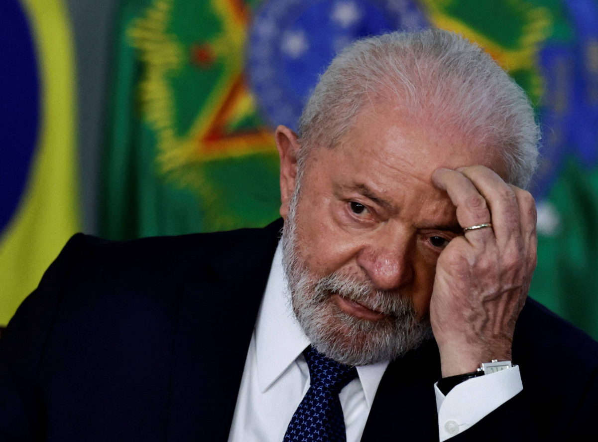 Popularidade de Lula está diminuindo a cada dia