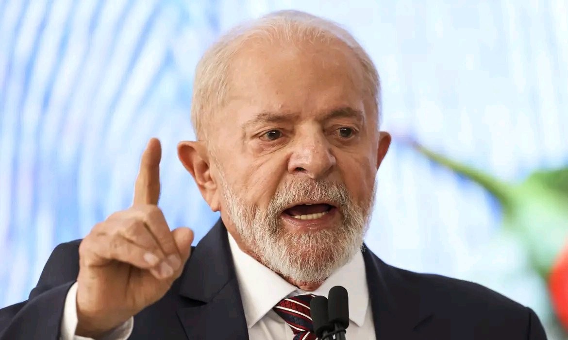 Lula Comenta Prisão de Braga Netto e Cobra Memória do 8 de Janeiro